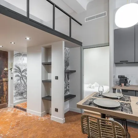 Charming 2 Bdr Old Town Διαμέρισμα Νίκαια